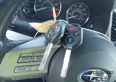 2010 Subaru Legacy 2.5I Premium z USA, uszkodzony, nr VIN 4S3BMAH68A1224088